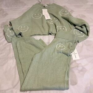 moon & madison Light Green Smiley Face Sweater Set